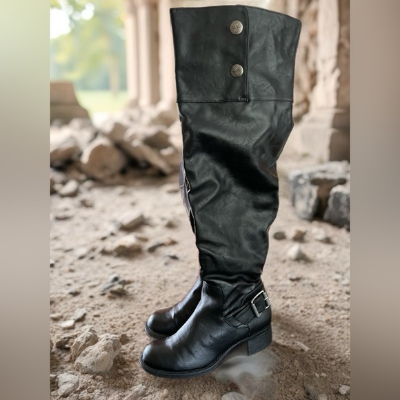 Vera Wang Over the Knee Leather Boots in Black - Style SVEMMABLACK - Size 7.5 - Picture 2 of 16